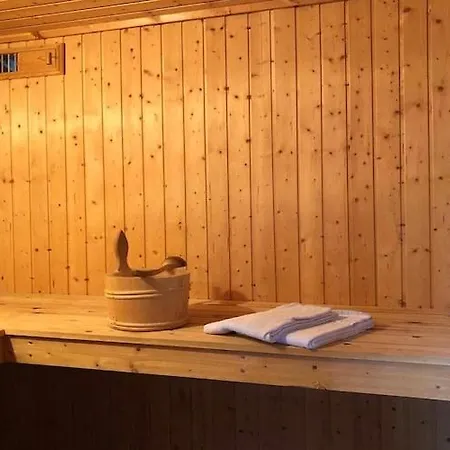 Holiday home Mirow In *